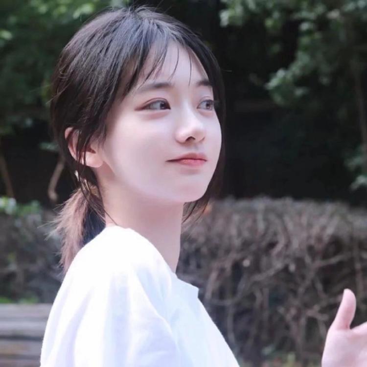 濑田宗次郎（身份：十刃最强、“天剑”、微笑的修罗） - 恐怖电影无删减在线观看 - 小程序观影